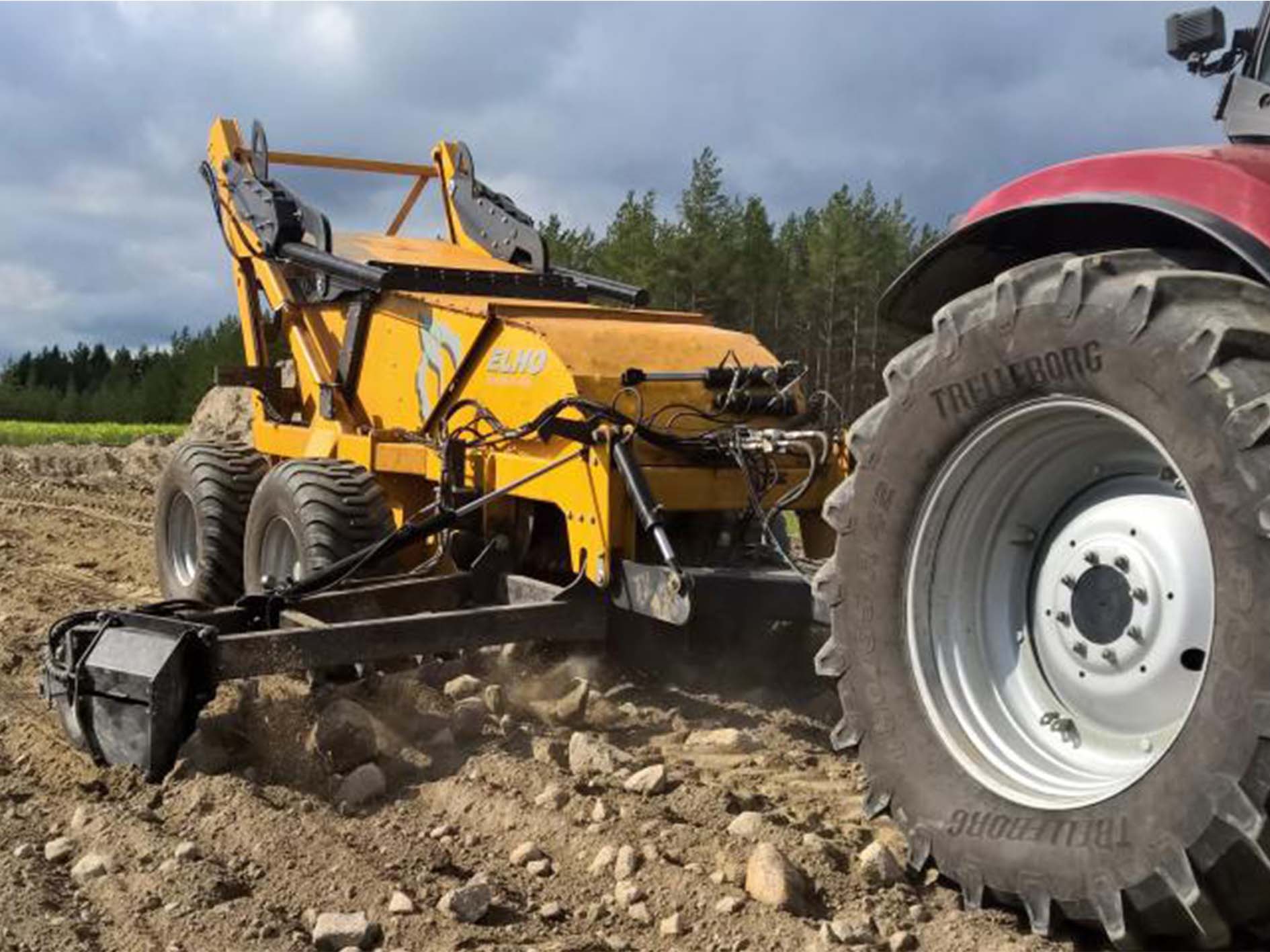 Ehlo Rake Elho Scorpio 550 rock picker | Product News