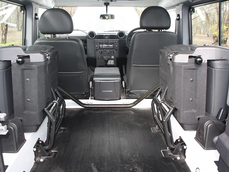 Land Rover Defender review - 2014 Land Rover Defender 90