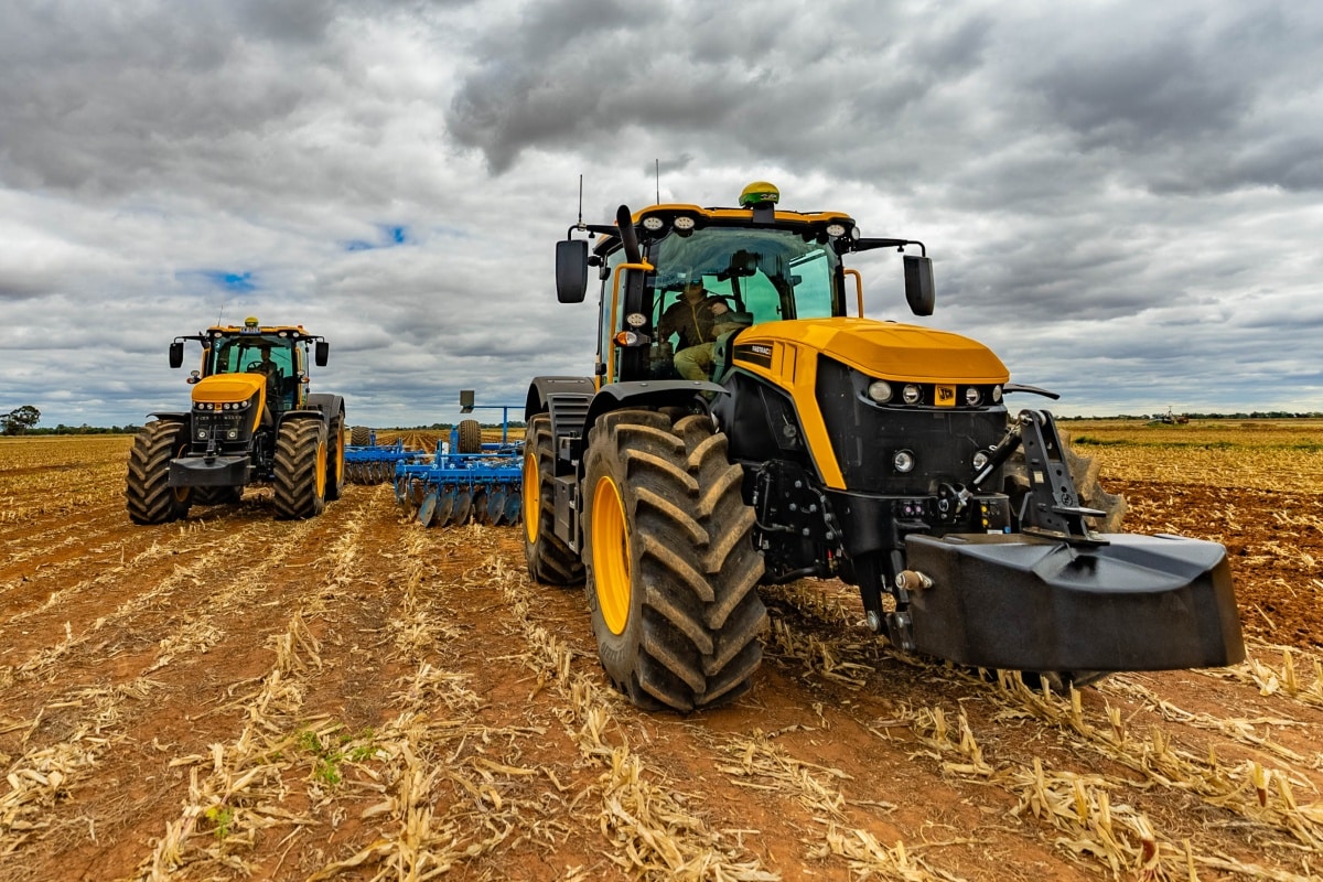 Tractor sales bounce back in September - Trade Farm Machinery